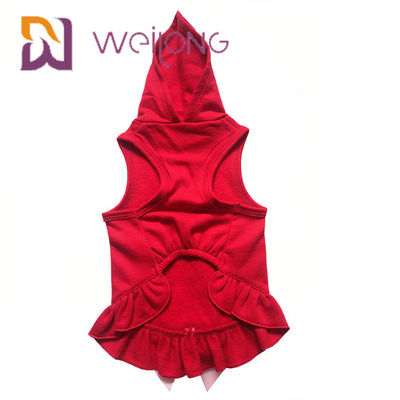 L'arco del raso ha stampato la maglia con cappuccio rossa di Natale dei cervi del cane del cappotto dorato dell'inverno per i gatti dei cani