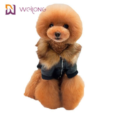 Vestiti su misura di inverno del cane del cappotto dell'animale domestico di Leatheret della pelliccia del Faux