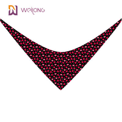 Insieme della busbana francese di festa dell'animale domestico della sciarpa del triangolo del cotone della bandana dell'animale domestico di giorno di biglietti di S. Valentino doppio