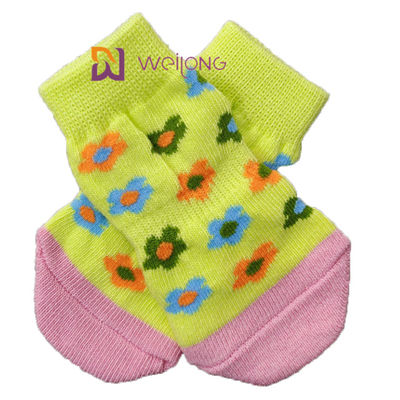 L'anti slittamento dell'animale domestico tricotta il cane Socks&amp; Cat Socks con il rinforzo di gomma Paw Protector
